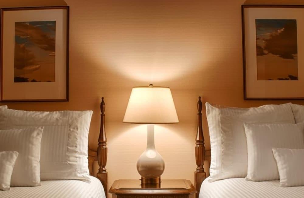 Le Meridien Downtown Hotel 4*