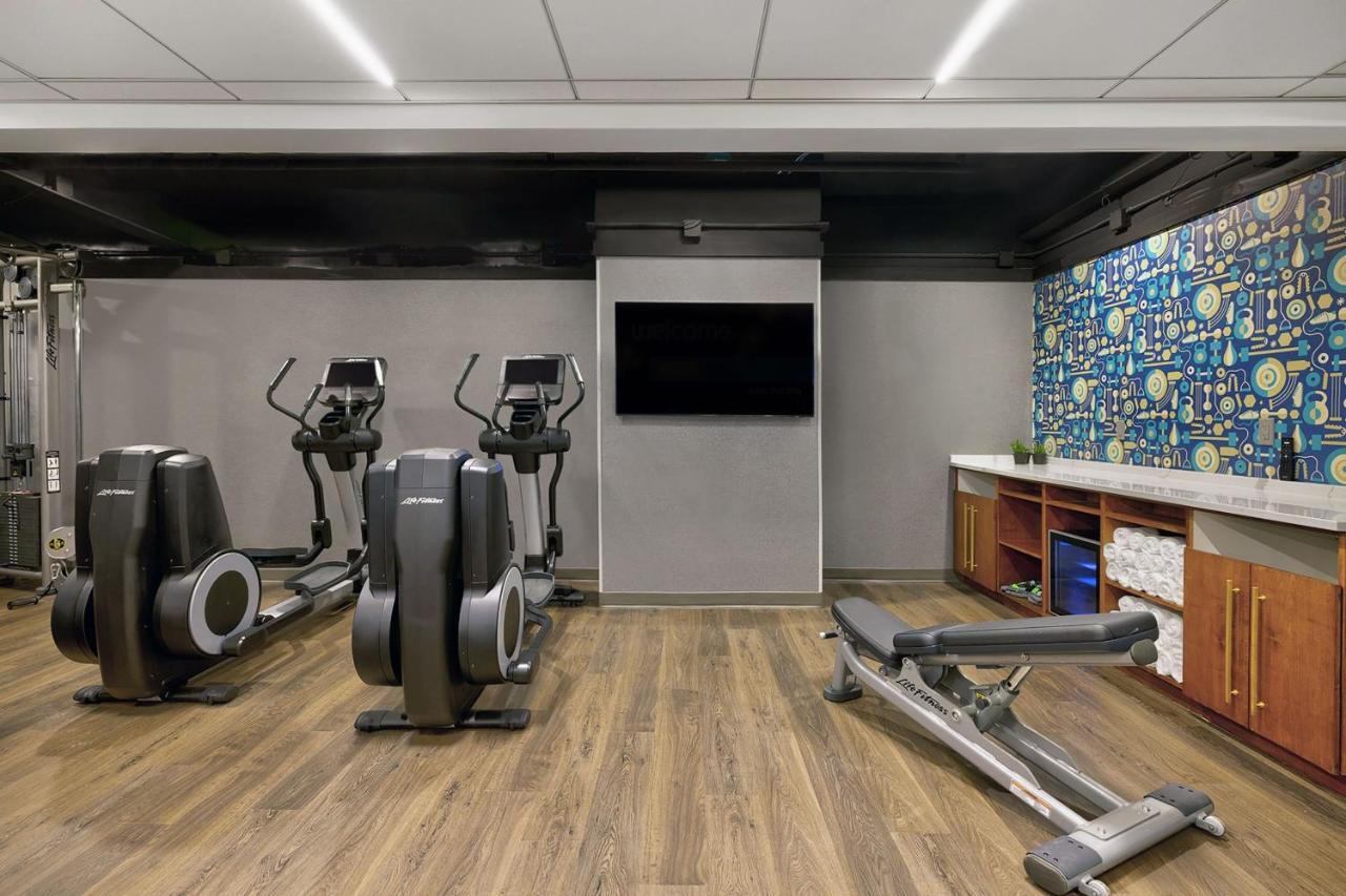 Le Meridien Downtown Hotel
